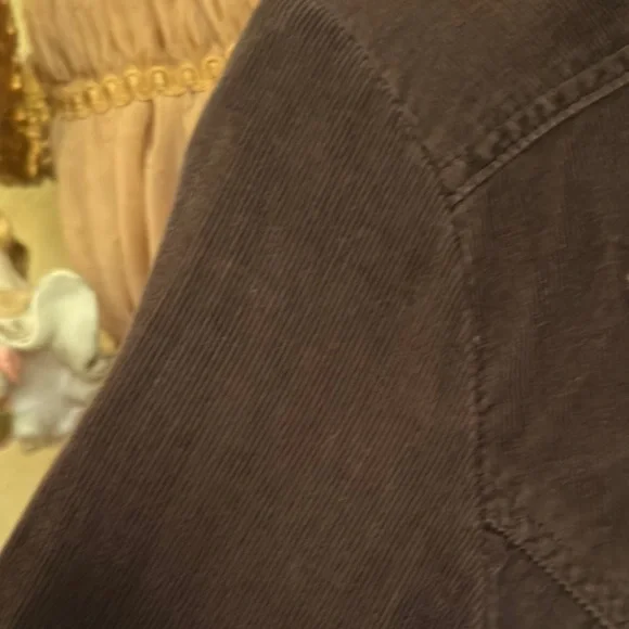 Embroidered Floral Button-Up Shirt - Picture 6 of 7